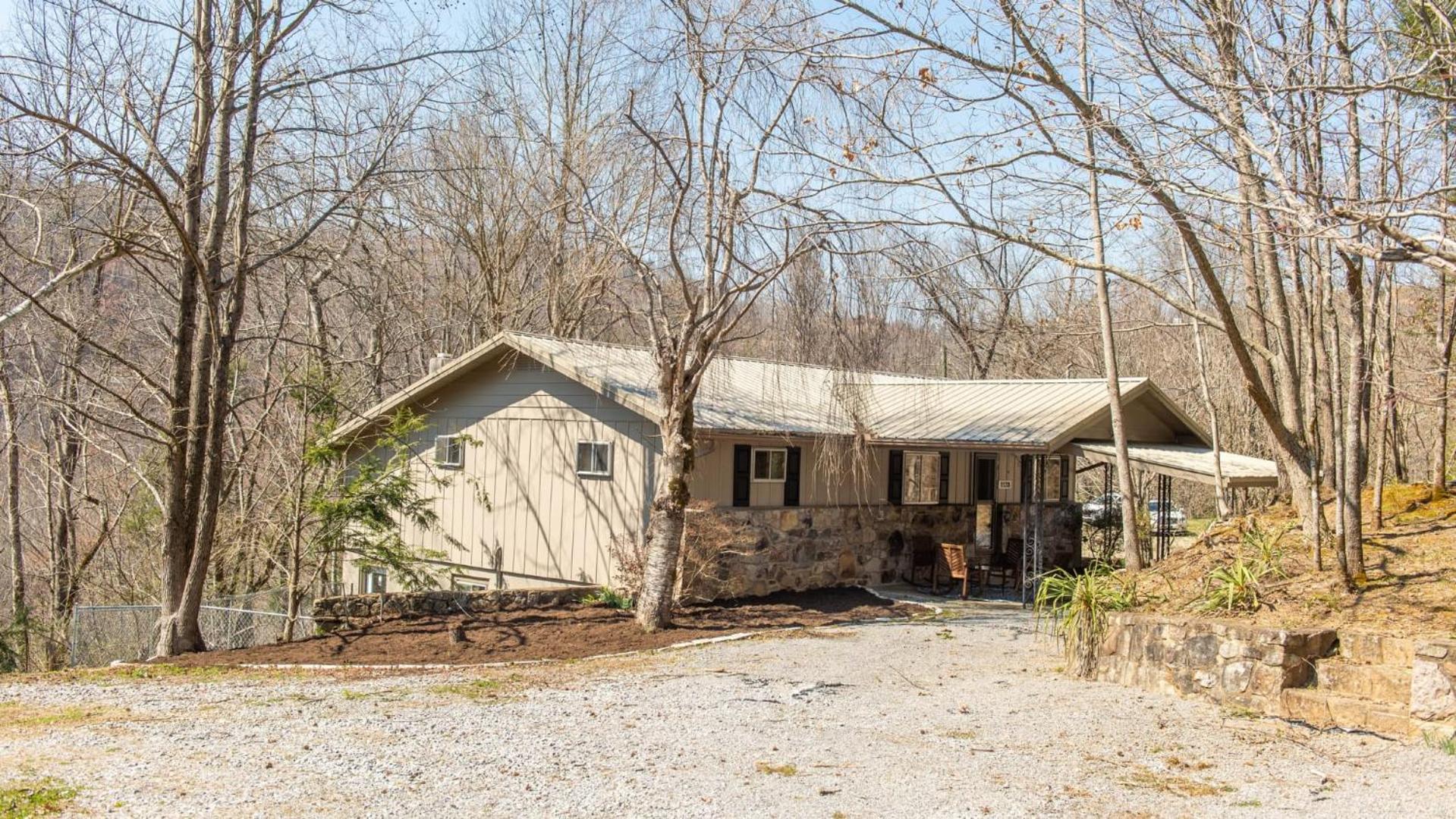 Little Smoky Retreat , 3 Bedroom , Close To Downtown Gatlinburg And Pigeon Forge Extérieur photo